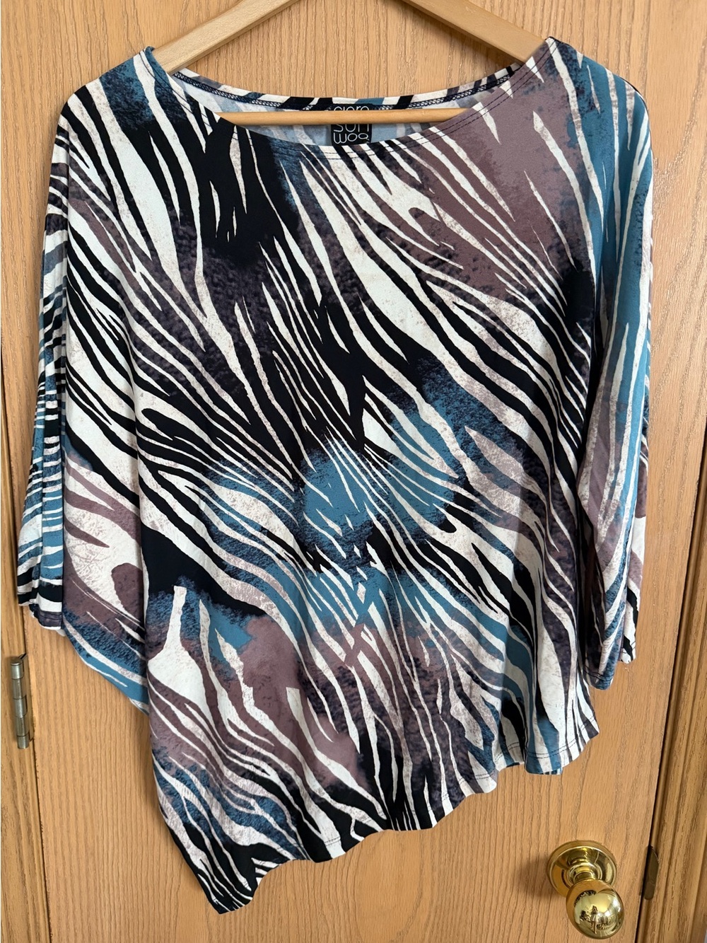 Clara Sun Woo Asymmetrical Zebra Stripe Boat Neck Tunic Top Women’s Size M